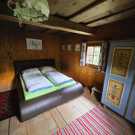400 Year Old Wooden House * 巴德哥依斯恩