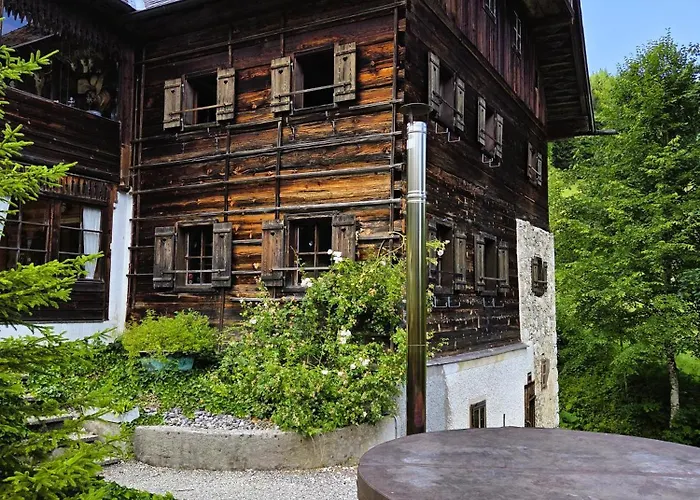 400 Year Old Wooden House * Бад Гоисерн
